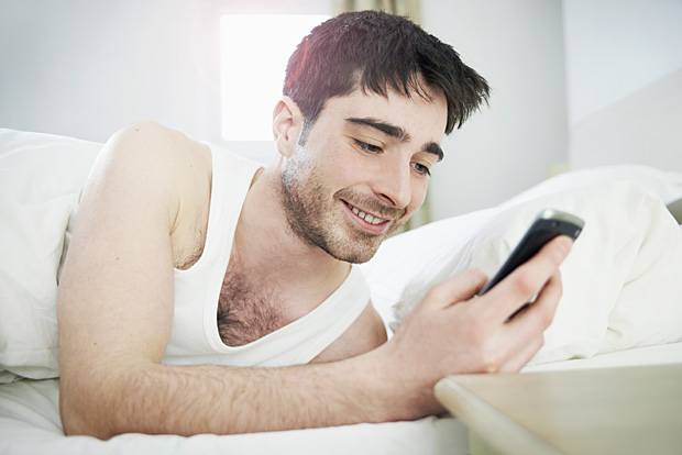 Experts say looking at a screen as soon as you wake up could cause eye problems. Photo / Getty
